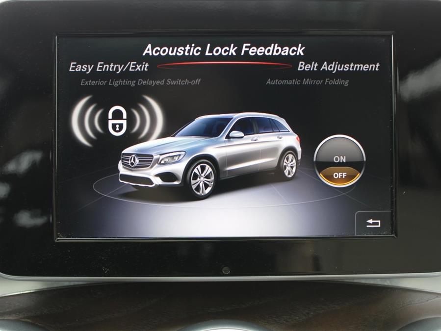 2019 Mercedes-benz Glc GLC 300, available for sale in Great Neck, New York | Auto Expo Ent Inc.. Great Neck, New York 2019 Mercedes-benz Glc GLC 300, available for sale in Great Neck, New York | Auto Expo Ent Inc.. Great Neck, New York