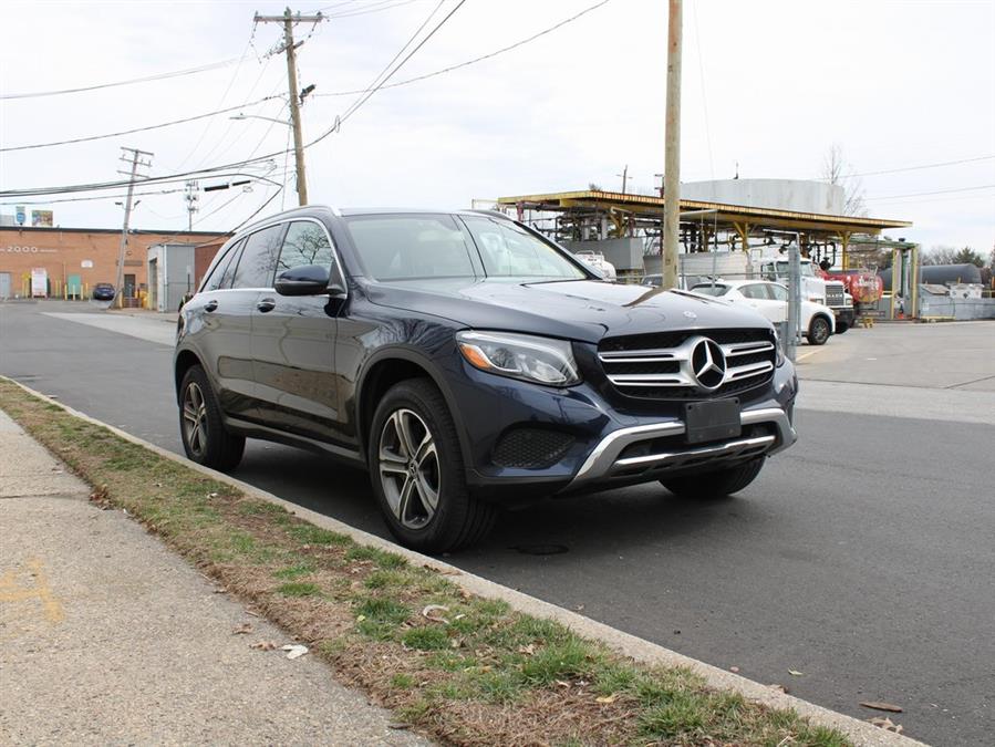 2019 Mercedes-benz Glc GLC 300, available for sale in Great Neck, New York | Auto Expo Ent Inc.. Great Neck, New York 2019 Mercedes-benz Glc GLC 300, available for sale in Great Neck, New York | Auto Expo Ent Inc.. Great Neck, New York