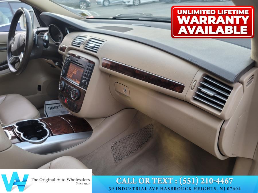 2011 Mercedes-Benz R-Class 4MATIC 4dr R 350, available for sale in Hasbrouck Heights, New Jersey | AW Auto & Truck Wholesalers, Inc. Hasbrouck Heights, New Jersey 2011 Mercedes-Benz R-Class 4MATIC 4dr R 350, available for sale in Hasbrouck Heights, New Jersey | AW Auto & Truck Wholesalers, Inc. Hasbrouck Heights, New Jersey