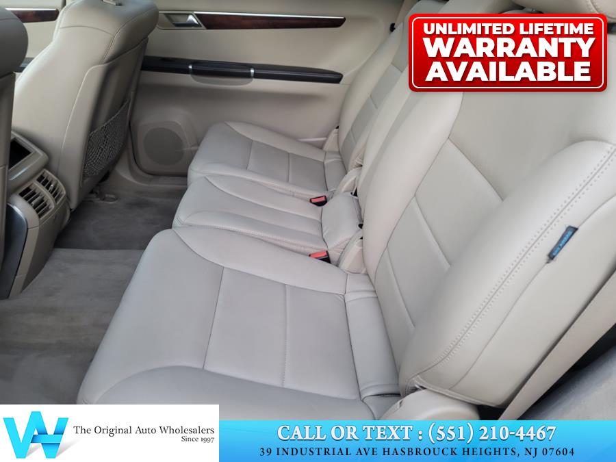 2011 Mercedes-Benz R-Class 4MATIC 4dr R 350, available for sale in Hasbrouck Heights, New Jersey | AW Auto & Truck Wholesalers, Inc. Hasbrouck Heights, New Jersey 2011 Mercedes-Benz R-Class 4MATIC 4dr R 350, available for sale in Hasbrouck Heights, New Jersey | AW Auto & Truck Wholesalers, Inc. Hasbrouck Heights, New Jersey