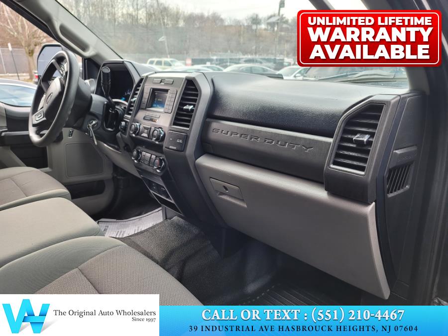 2019 Ford Super Duty F-250 SRW XL 4WD Crew Cab 6.75'' Box, available for sale in Hasbrouck Heights, New Jersey | AW Auto & Truck Wholesalers, Inc. Hasbrouck Heights, New Jersey 2019 Ford Super Duty F-250 SRW XL 4WD Crew Cab 6.75'' Box, available for sale in Hasbrouck Heights, New Jersey | AW Auto & Truck Wholesalers, Inc. Hasbrouck Heights, New Jersey