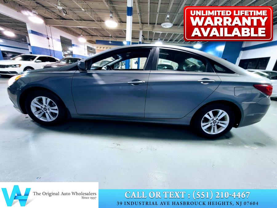 2013 Hyundai Sonata 4dr Sdn 2.4L Auto GLS, available for sale in Hasbrouck Heights, New Jersey | AW Auto & Truck Wholesalers, Inc. Hasbrouck Heights, New Jersey 2013 Hyundai Sonata 4dr Sdn 2.4L Auto GLS, available for sale in Hasbrouck Heights, New Jersey | AW Auto & Truck Wholesalers, Inc. Hasbrouck Heights, New Jersey
