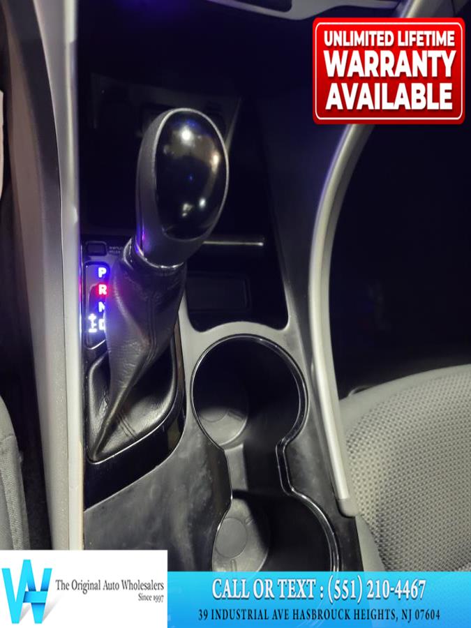 2013 Hyundai Sonata 4dr Sdn 2.4L Auto GLS, available for sale in Hasbrouck Heights, New Jersey | AW Auto & Truck Wholesalers, Inc. Hasbrouck Heights, New Jersey 2013 Hyundai Sonata 4dr Sdn 2.4L Auto GLS, available for sale in Hasbrouck Heights, New Jersey | AW Auto & Truck Wholesalers, Inc. Hasbrouck Heights, New Jersey