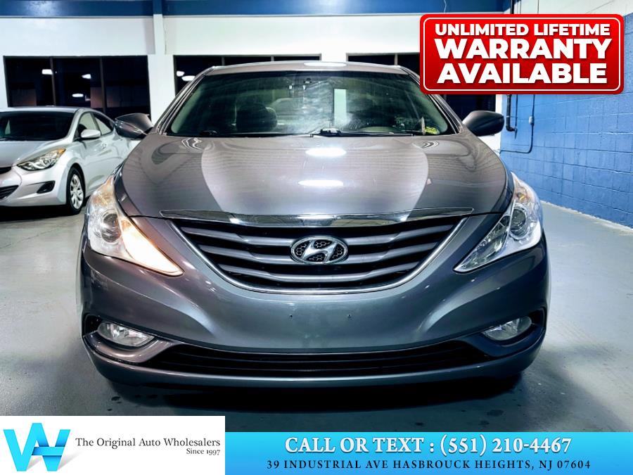 2013 Hyundai Sonata 4dr Sdn 2.4L Auto GLS, available for sale in Hasbrouck Heights, New Jersey | AW Auto & Truck Wholesalers, Inc. Hasbrouck Heights, New Jersey 2013 Hyundai Sonata 4dr Sdn 2.4L Auto GLS, available for sale in Hasbrouck Heights, New Jersey | AW Auto & Truck Wholesalers, Inc. Hasbrouck Heights, New Jersey