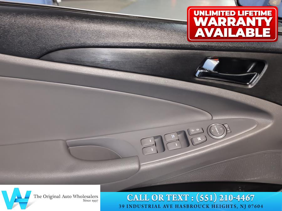 2013 Hyundai Sonata 4dr Sdn 2.4L Auto GLS, available for sale in Hasbrouck Heights, New Jersey | AW Auto & Truck Wholesalers, Inc. Hasbrouck Heights, New Jersey 2013 Hyundai Sonata 4dr Sdn 2.4L Auto GLS, available for sale in Hasbrouck Heights, New Jersey | AW Auto & Truck Wholesalers, Inc. Hasbrouck Heights, New Jersey