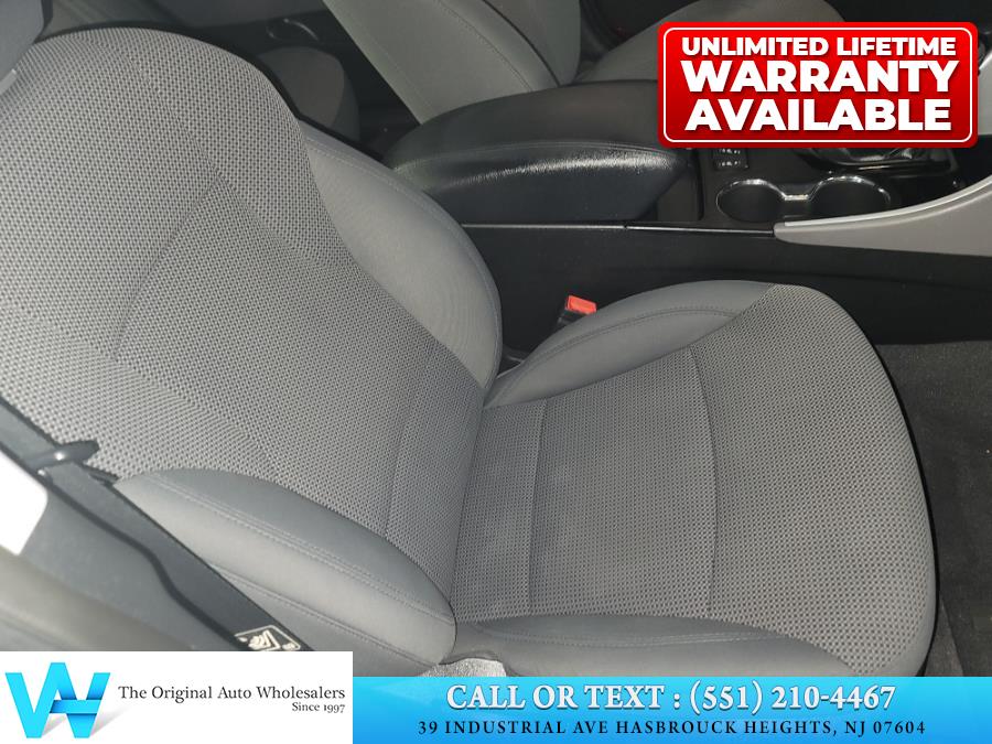 2013 Hyundai Sonata 4dr Sdn 2.4L Auto GLS, available for sale in Hasbrouck Heights, New Jersey | AW Auto & Truck Wholesalers, Inc. Hasbrouck Heights, New Jersey 2013 Hyundai Sonata 4dr Sdn 2.4L Auto GLS, available for sale in Hasbrouck Heights, New Jersey | AW Auto & Truck Wholesalers, Inc. Hasbrouck Heights, New Jersey