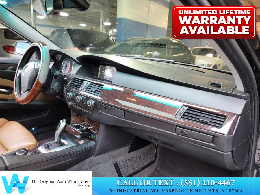 2009 BMW 5 Series 4dr Sdn 528i xDrive AWD, available for sale in Hasbrouck Heights, New Jersey | AW Auto & Truck Wholesalers, Inc. Hasbrouck Heights, New Jersey 2009 BMW 5 Series 4dr Sdn 528i xDrive AWD, available for sale in Hasbrouck Heights, New Jersey | AW Auto & Truck Wholesalers, Inc. Hasbrouck Heights, New Jersey