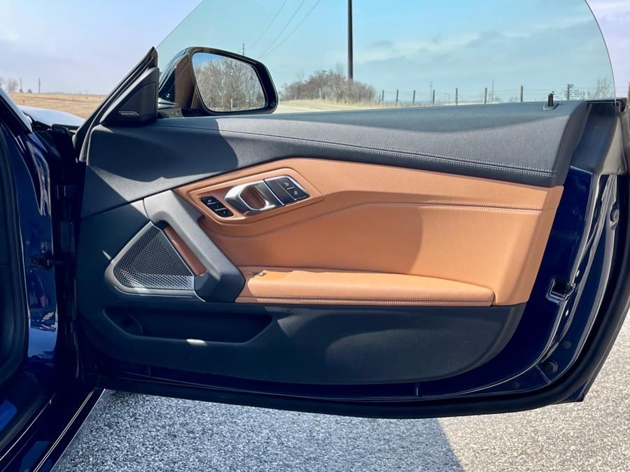 2020 BMW Z4 sDrive30i Roadster, available for sale in Darien, Wisconsin | Geneva Motor Cars. Darien, Wisconsin 2020 BMW Z4 sDrive30i Roadster, available for sale in Darien, Wisconsin | Geneva Motor Cars. Darien, Wisconsin