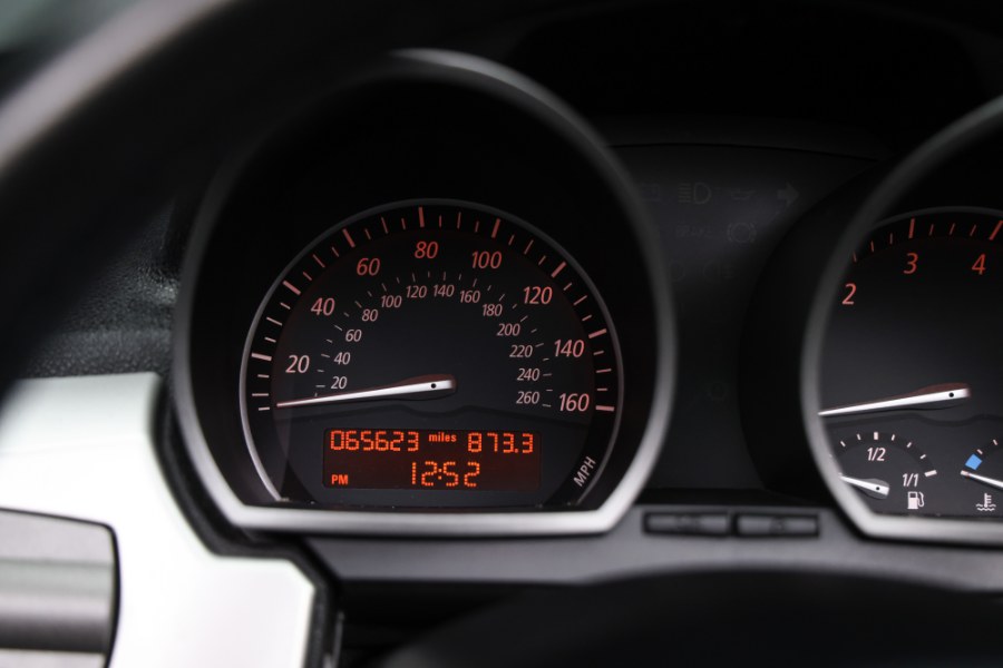 2003 BMW Z4 Z4 2dr Roadster 2.5i, available for sale in North Salem, New York | Meccanic Shop North Inc. North Salem, New York 2003 BMW Z4 Z4 2dr Roadster 2.5i, available for sale in North Salem, New York | Meccanic Shop North Inc. North Salem, New York