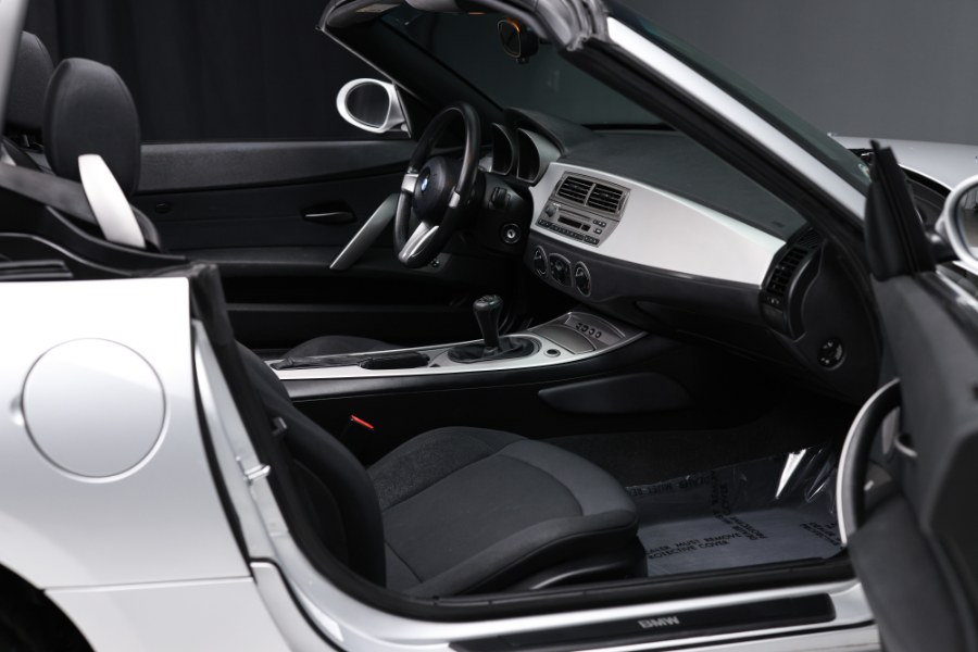 2003 BMW Z4 Z4 2dr Roadster 2.5i, available for sale in North Salem, New York | Meccanic Shop North Inc. North Salem, New York 2003 BMW Z4 Z4 2dr Roadster 2.5i, available for sale in North Salem, New York | Meccanic Shop North Inc. North Salem, New York