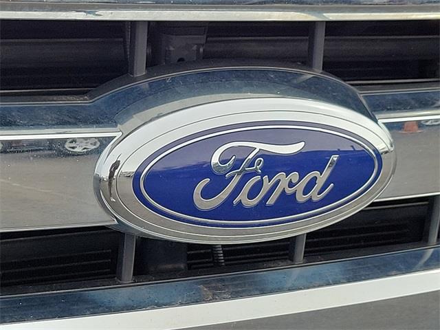 2015 Ford F-150 XLT, available for sale in Stratford, Connecticut | Wiz Leasing Inc. Stratford, Connecticut 2015 Ford F-150 XLT, available for sale in Stratford, Connecticut | Wiz Leasing Inc. Stratford, Connecticut
