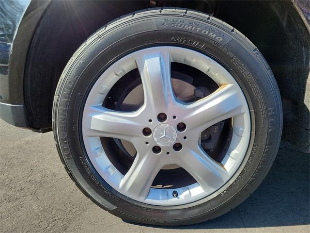 2008 Mercedes-benz M-class ML 350, available for sale in Stratford, Connecticut | Wiz Leasing Inc. Stratford, Connecticut 2008 Mercedes-benz M-class ML 350, available for sale in Stratford, Connecticut | Wiz Leasing Inc. Stratford, Connecticut