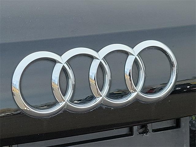 2016 Audi Q3 2.0T Prestige, available for sale in Stratford, Connecticut | Wiz Leasing Inc. Stratford, Connecticut 2016 Audi Q3 2.0T Prestige, available for sale in Stratford, Connecticut | Wiz Leasing Inc. Stratford, Connecticut