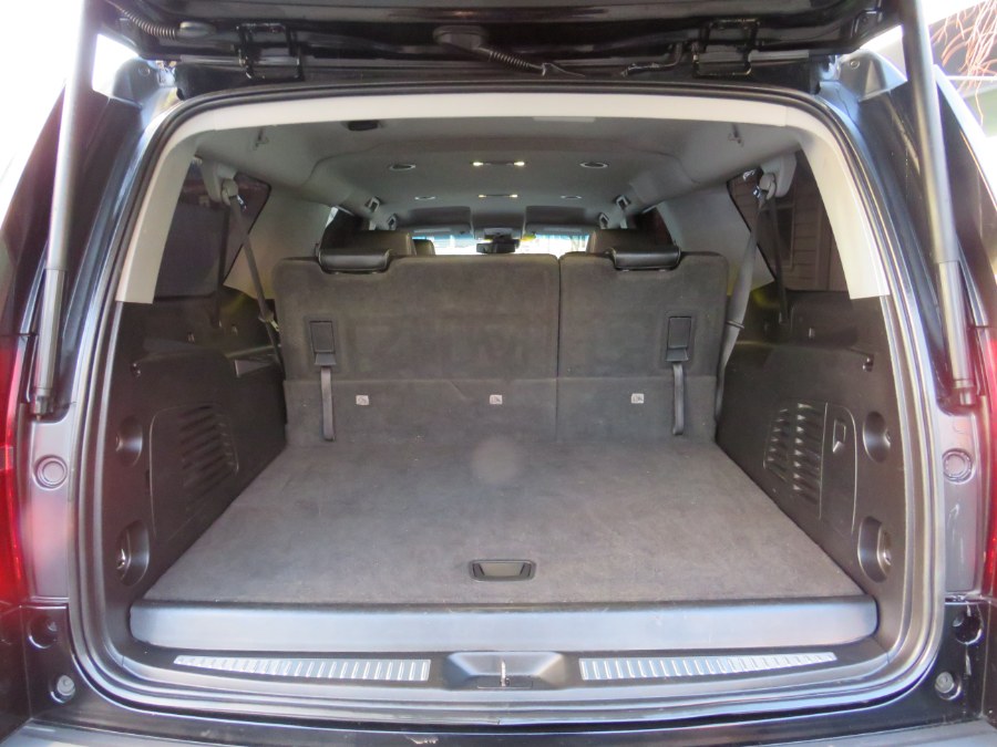 2019 Chevrolet Suburban 4WD 4dr 1500 LT, available for sale in Middle Village, New York | Road Masters II INC. Middle Village, New York 2019 Chevrolet Suburban 4WD 4dr 1500 LT, available for sale in Middle Village, New York | Road Masters II INC. Middle Village, New York