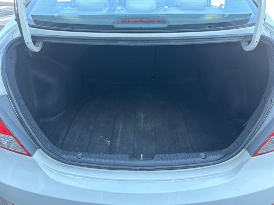 2014 Hyundai Accent 4dr Sdn Auto GLS, available for sale in Plainville, Connecticut | Chris's Auto Clinic. Plainville, Connecticut 2014 Hyundai Accent 4dr Sdn Auto GLS, available for sale in Plainville, Connecticut | Chris's Auto Clinic. Plainville, Connecticut