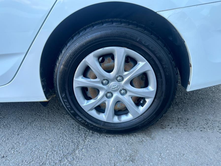 2014 Hyundai Accent 4dr Sdn Auto GLS, available for sale in Plainville, Connecticut | Chris's Auto Clinic. Plainville, Connecticut 2014 Hyundai Accent 4dr Sdn Auto GLS, available for sale in Plainville, Connecticut | Chris's Auto Clinic. Plainville, Connecticut