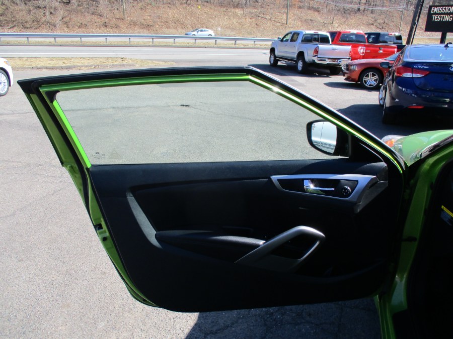 2012 Hyundai Veloster 3dr Coupe, available for sale in Meriden, Connecticut | Cos Central Auto. Meriden, Connecticut 2012 Hyundai Veloster 3dr Coupe, available for sale in Meriden, Connecticut | Cos Central Auto. Meriden, Connecticut