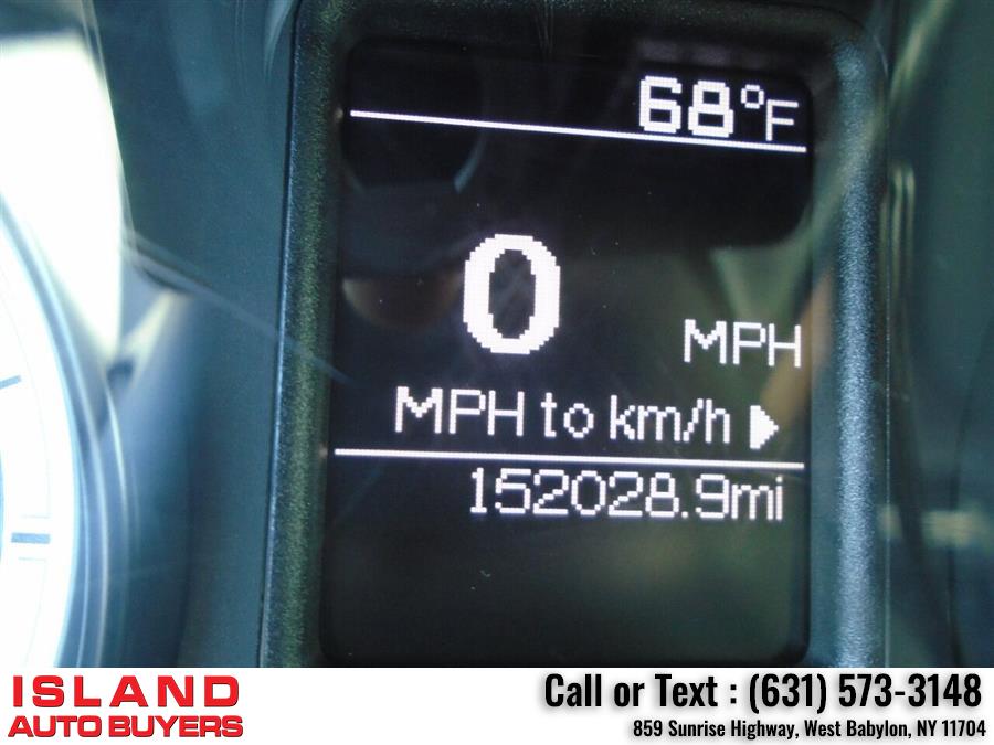 2014 Ram 1500 Express 4x4 4dr Crew Cab 5.5 ft. SB Pickup, available for sale in West Babylon, New York | Island Auto Buyers. West Babylon, New York 2014 Ram 1500 Express 4x4 4dr Crew Cab 5.5 ft. SB Pickup, available for sale in West Babylon, New York | Island Auto Buyers. West Babylon, New York