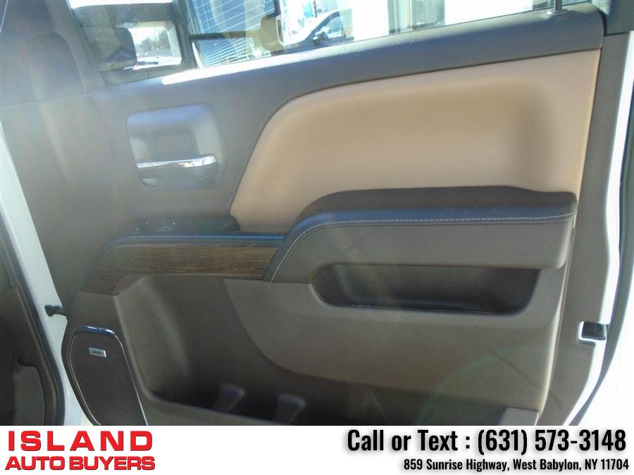 2017 GMC Sierra 2500hd Denali 4x4 4dr Crew Cab SB, available for sale in West Babylon, New York | Island Auto Buyers. West Babylon, New York 2017 GMC Sierra 2500hd Denali 4x4 4dr Crew Cab SB, available for sale in West Babylon, New York | Island Auto Buyers. West Babylon, New York