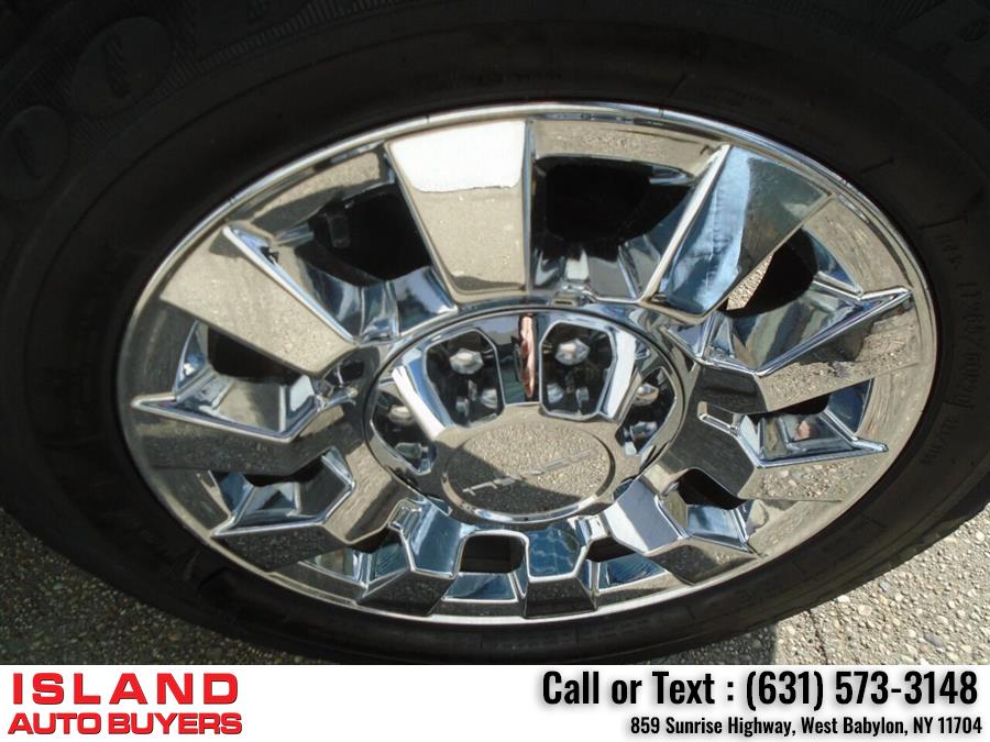 2017 GMC Sierra 2500hd Denali 4x4 4dr Crew Cab SB, available for sale in West Babylon, New York | Island Auto Buyers. West Babylon, New York 2017 GMC Sierra 2500hd Denali 4x4 4dr Crew Cab SB, available for sale in West Babylon, New York | Island Auto Buyers. West Babylon, New York