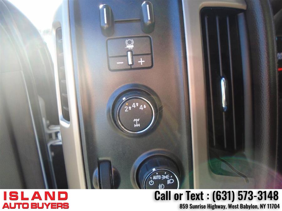2017 GMC Sierra 2500hd Denali 4x4 4dr Crew Cab SB, available for sale in West Babylon, New York | Island Auto Buyers. West Babylon, New York 2017 GMC Sierra 2500hd Denali 4x4 4dr Crew Cab SB, available for sale in West Babylon, New York | Island Auto Buyers. West Babylon, New York