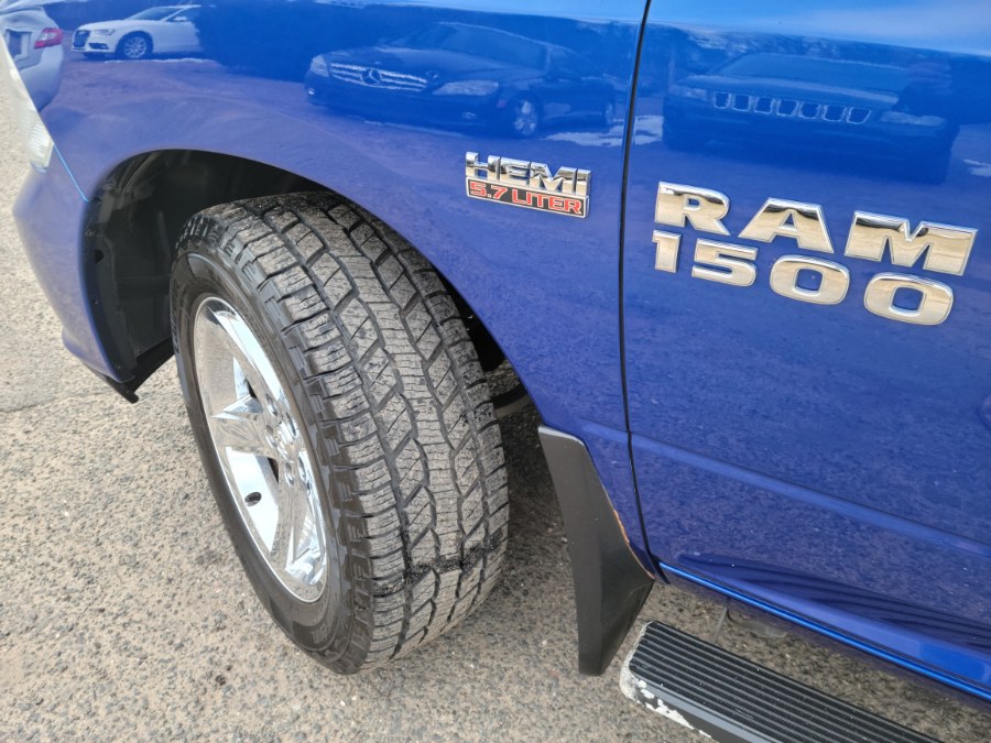 2017 Ram 1500 Express 4x4 Quad Cab 5.7Hemi, available for sale in East Windsor, Connecticut | Toro Auto. East Windsor, Connecticut 2017 Ram 1500 Express 4x4 Quad Cab 5.7Hemi, available for sale in East Windsor, Connecticut | Toro Auto. East Windsor, Connecticut