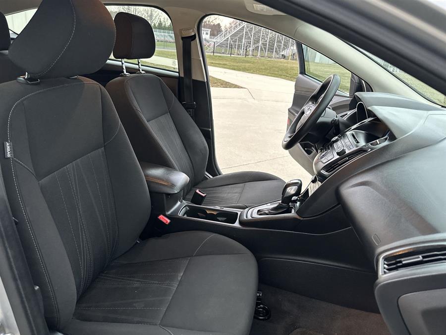 2015 Ford Focus 5dr HB SE, available for sale in Elida, Ohio | Josh's All Under Ten LLC. Elida, Ohio 2015 Ford Focus 5dr HB SE, available for sale in Elida, Ohio | Josh's All Under Ten LLC. Elida, Ohio