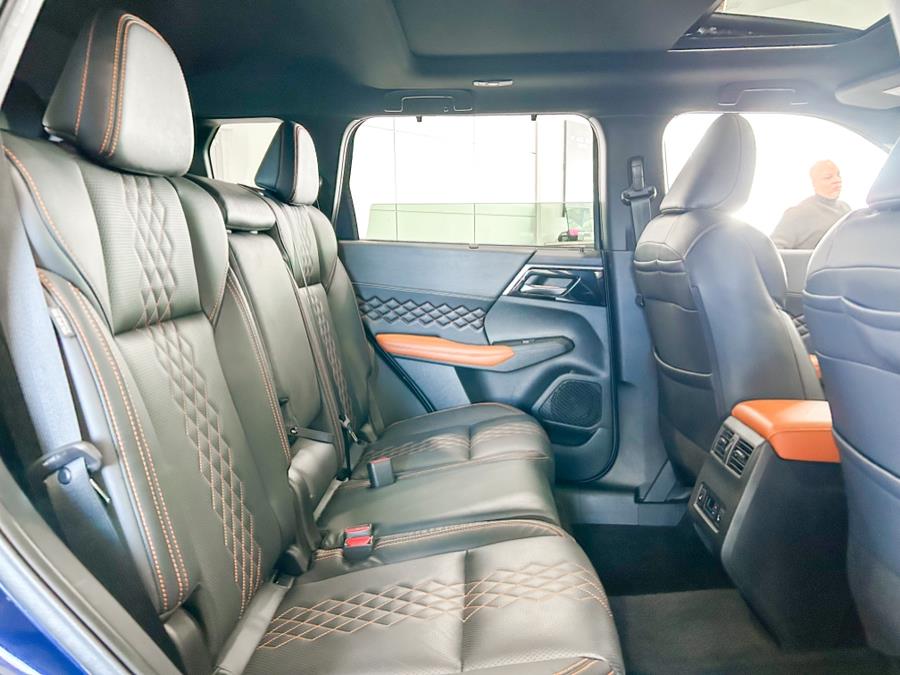 2022 Mitsubishi Outlander SEL, available for sale in Franklin Square, New York | Luxury Motor Club. Franklin Square, New York 2022 Mitsubishi Outlander SEL, available for sale in Franklin Square, New York | Luxury Motor Club. Franklin Square, New York