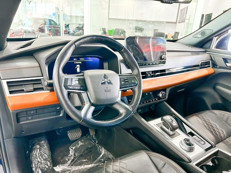 2022 Mitsubishi Outlander SEL, available for sale in Franklin Square, New York | Luxury Motor Club. Franklin Square, New York 2022 Mitsubishi Outlander SEL, available for sale in Franklin Square, New York | Luxury Motor Club. Franklin Square, New York