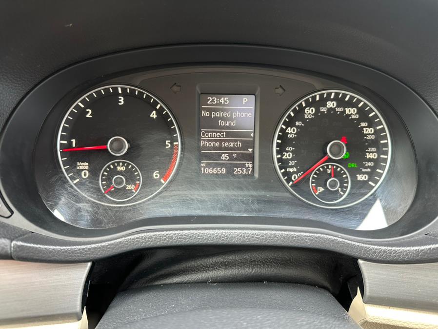 2014 Volkswagen Passat 4dr Sdn 2.0L DSG TDI SE w/Sunroof, available for sale in Manchester, Connecticut | Carsonmain LLC. Manchester, Connecticut 2014 Volkswagen Passat 4dr Sdn 2.0L DSG TDI SE w/Sunroof, available for sale in Manchester, Connecticut | Carsonmain LLC. Manchester, Connecticut