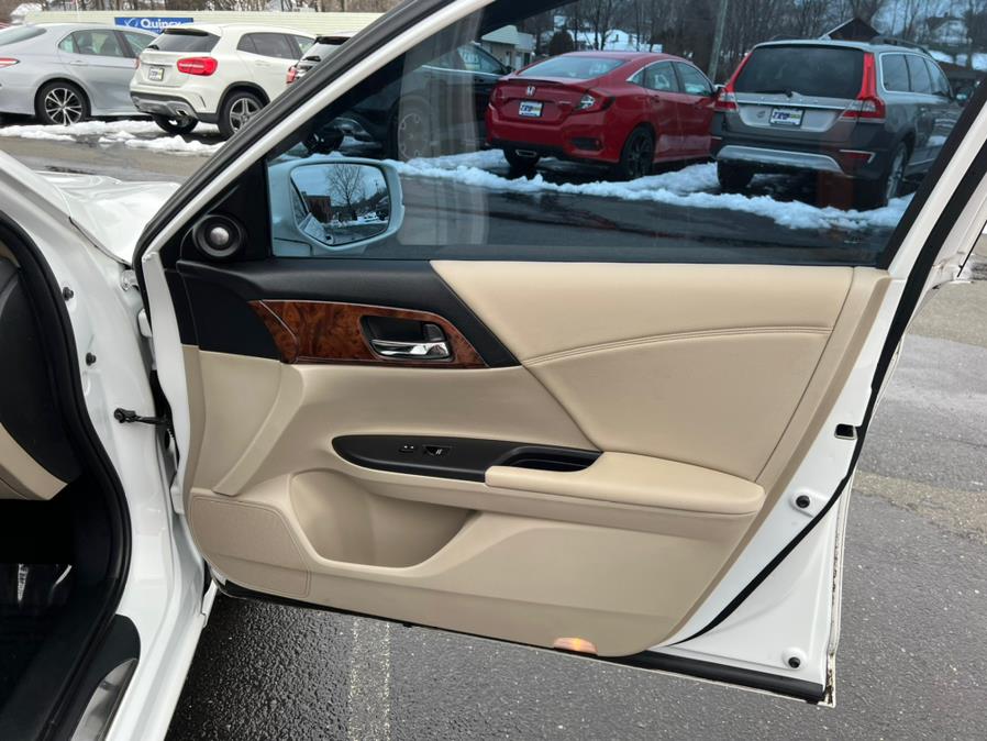 2017 Honda Accord Sedan EX-L V6 Auto w/Navi & Honda Sensing, available for sale in Berlin, Connecticut | Tru Auto Mall. Berlin, Connecticut 2017 Honda Accord Sedan EX-L V6 Auto w/Navi & Honda Sensing, available for sale in Berlin, Connecticut | Tru Auto Mall. Berlin, Connecticut