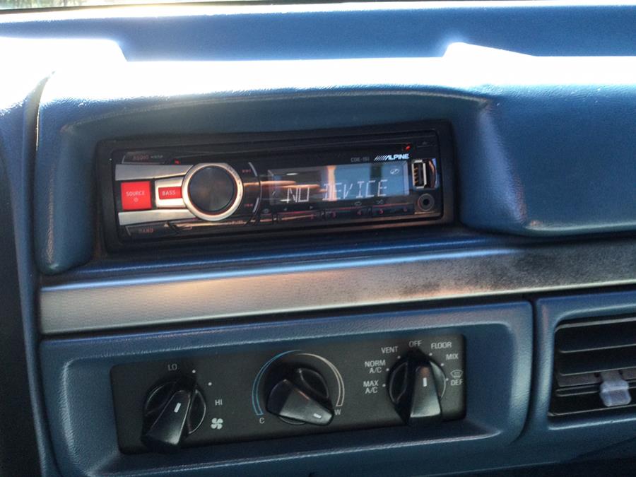 1994 Ford F-150 133" WB 4WD, available for sale in Plantsville, Connecticut | L&S Automotive LLC. Plantsville, Connecticut 1994 Ford F-150 133" WB 4WD, available for sale in Plantsville, Connecticut | L&S Automotive LLC. Plantsville, Connecticut