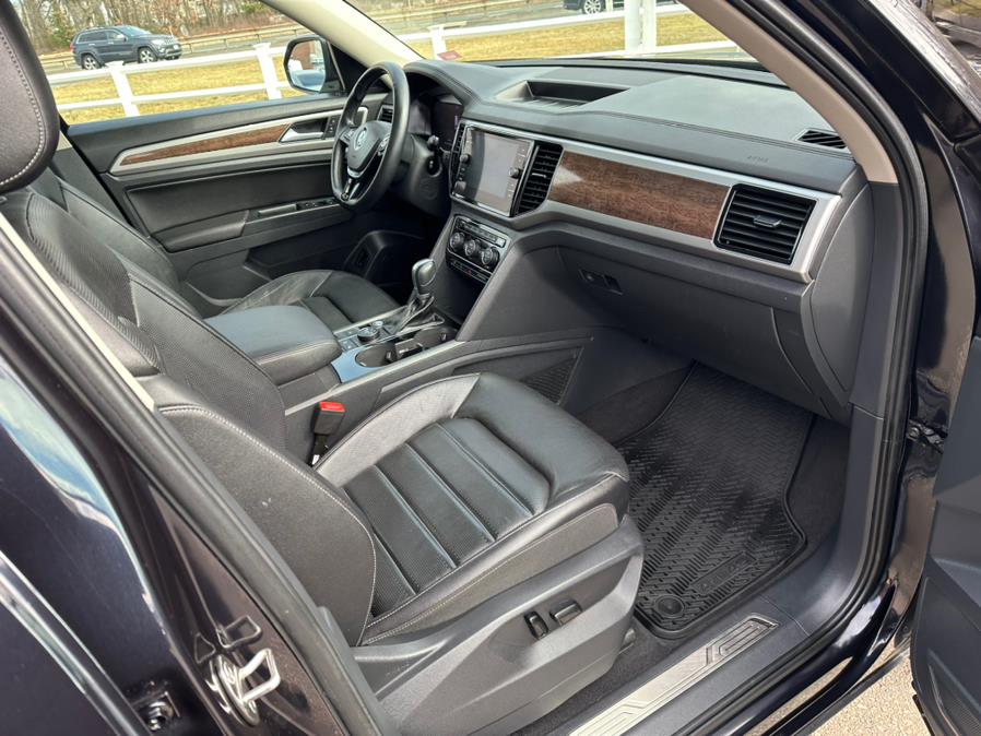 2018 Volkswagen Atlas 3.6L V6 SEL Premium 4MOTION, available for sale in South Windsor, Connecticut | Mike And Tony Auto Sales, Inc. South Windsor, Connecticut 2018 Volkswagen Atlas 3.6L V6 SEL Premium 4MOTION, available for sale in South Windsor, Connecticut | Mike And Tony Auto Sales, Inc. South Windsor, Connecticut
