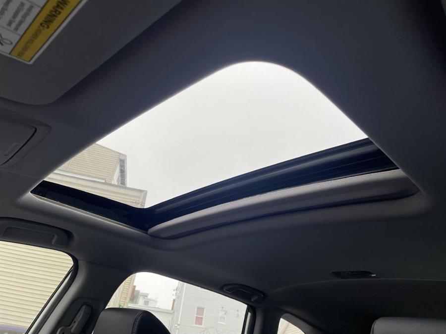 2017 Honda Cr-v EXL, available for sale in Lawrence, Massachusetts | Home Run Auto Sales Inc. Lawrence, Massachusetts 2017 Honda Cr-v EXL, available for sale in Lawrence, Massachusetts | Home Run Auto Sales Inc. Lawrence, Massachusetts