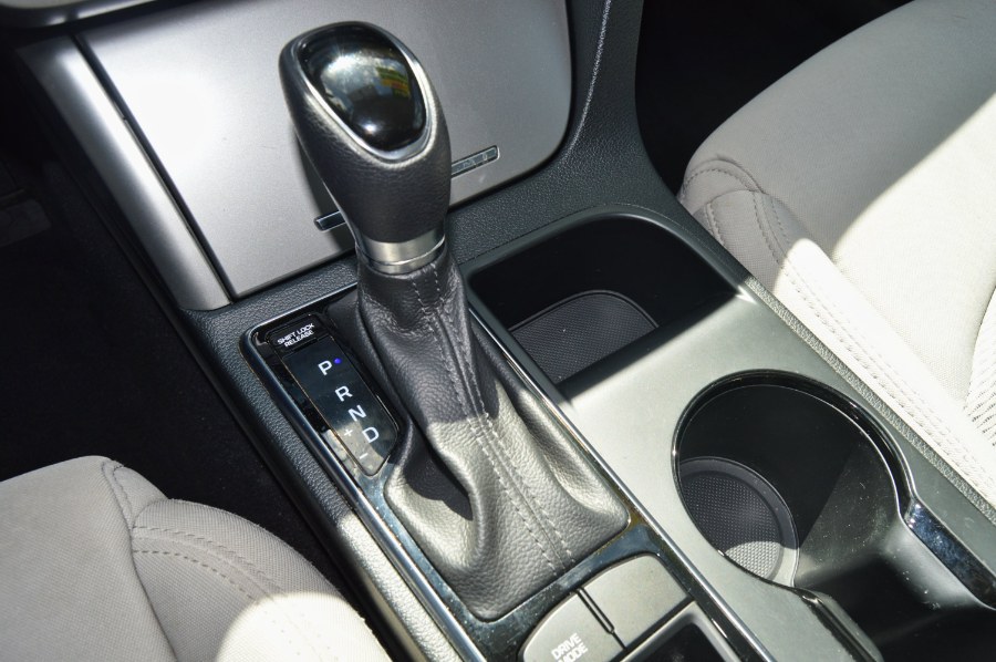 2017 Hyundai Sonata 2.4L, available for sale in Moreno Valley, California | Fusion Motors Inc. Moreno Valley, California 2017 Hyundai Sonata 2.4L, available for sale in Moreno Valley, California | Fusion Motors Inc. Moreno Valley, California