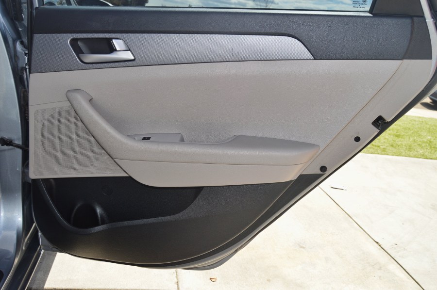 2017 Hyundai Sonata 2.4L, available for sale in Moreno Valley, California | Fusion Motors Inc. Moreno Valley, California 2017 Hyundai Sonata 2.4L, available for sale in Moreno Valley, California | Fusion Motors Inc. Moreno Valley, California