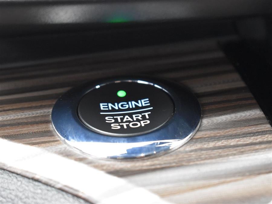 2021 Ford Explorer Limited 4WD, available for sale in Irvington, New Jersey | Foreign Auto Imports. Irvington, New Jersey 2021 Ford Explorer Limited 4WD, available for sale in Irvington, New Jersey | Foreign Auto Imports. Irvington, New Jersey