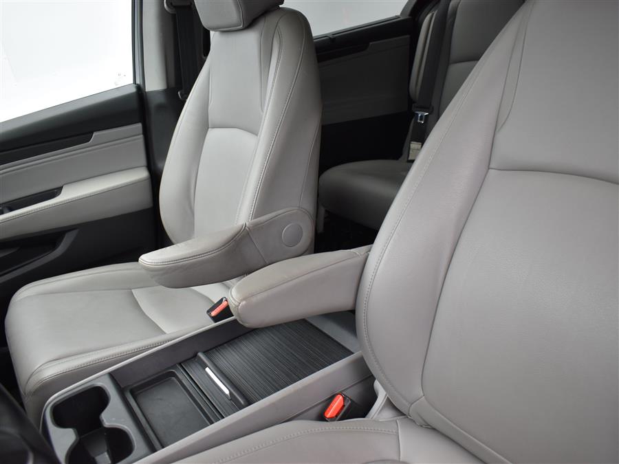 2019 Honda Odyssey Touring Auto, available for sale in Irvington, New Jersey | Foreign Auto Imports. Irvington, New Jersey 2019 Honda Odyssey Touring Auto, available for sale in Irvington, New Jersey | Foreign Auto Imports. Irvington, New Jersey