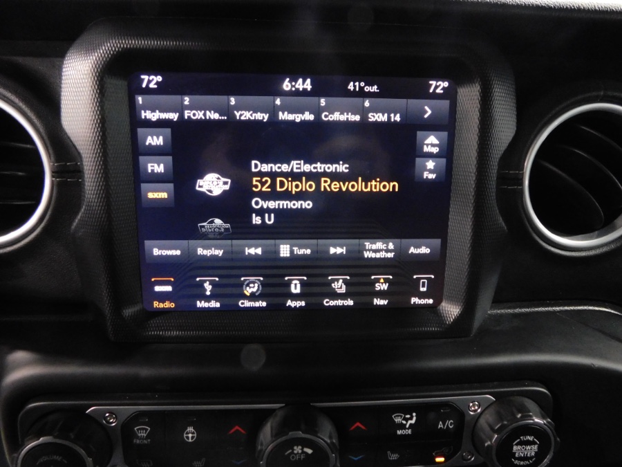 2018 Jeep Wrangler Unlimited Sahara 4x4, available for sale in Lodi, New Jersey | Auto Gallery. Lodi, New Jersey 2018 Jeep Wrangler Unlimited Sahara 4x4, available for sale in Lodi, New Jersey | Auto Gallery. Lodi, New Jersey