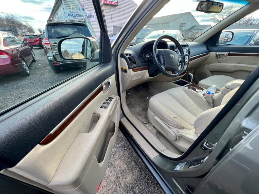 2007 Hyundai Santa Fe FWD 4dr Auto SE *Ltd Avail*, available for sale in Wallingford, Connecticut | Wallingford Auto Center LLC. Wallingford, Connecticut 2007 Hyundai Santa Fe FWD 4dr Auto SE *Ltd Avail*, available for sale in Wallingford, Connecticut | Wallingford Auto Center LLC. Wallingford, Connecticut