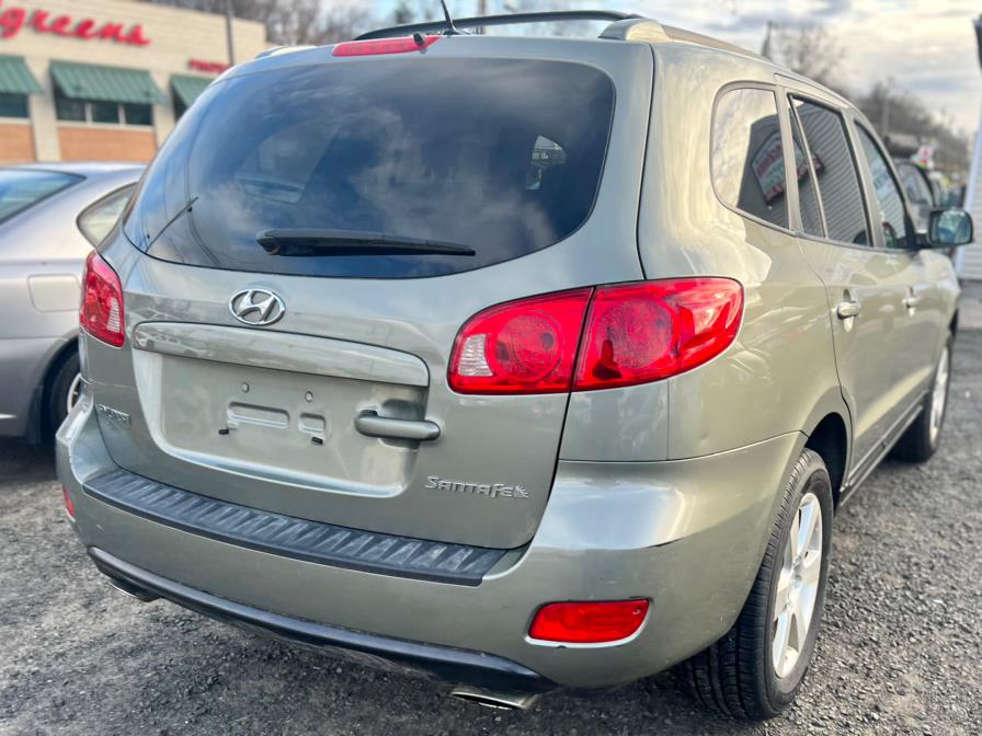 2007 Hyundai Santa Fe FWD 4dr Auto SE *Ltd Avail*, available for sale in Wallingford, Connecticut | Wallingford Auto Center LLC. Wallingford, Connecticut 2007 Hyundai Santa Fe FWD 4dr Auto SE *Ltd Avail*, available for sale in Wallingford, Connecticut | Wallingford Auto Center LLC. Wallingford, Connecticut
