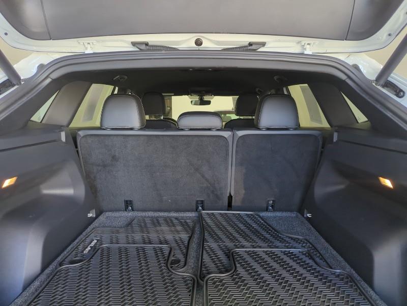 2021 Volkswagen Atlas Cross Sport 3.6L V6 SE w/Technology, available for sale in Maple Shade, New Jersey | Car Revolution. Maple Shade, New Jersey 2021 Volkswagen Atlas Cross Sport 3.6L V6 SE w/Technology, available for sale in Maple Shade, New Jersey | Car Revolution. Maple Shade, New Jersey