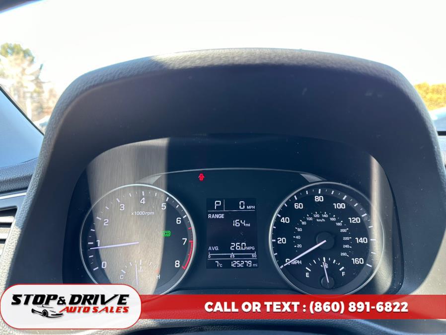 2017 Hyundai Elantra SE 2.0L Automatic (Alabama Plant), available for sale in East Windsor, Connecticut | Stop & Drive Auto Sales. East Windsor, Connecticut 2017 Hyundai Elantra SE 2.0L Automatic (Alabama Plant), available for sale in East Windsor, Connecticut | Stop & Drive Auto Sales. East Windsor, Connecticut