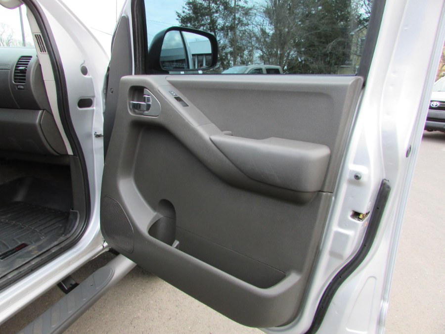 2014 Nissan Frontier 4WD King Cab Auto SV, available for sale in East Windsor, Connecticut | United Auto Sales of E Windsor, Inc. East Windsor, Connecticut 2014 Nissan Frontier 4WD King Cab Auto SV, available for sale in East Windsor, Connecticut | United Auto Sales of E Windsor, Inc. East Windsor, Connecticut