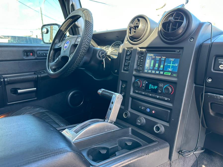 2006 HUMMER H2 4dr Wgn 4WD SUV, available for sale in Inwood, New York | 5 Towns Drive. Inwood, New York 2006 HUMMER H2 4dr Wgn 4WD SUV, available for sale in Inwood, New York | 5 Towns Drive. Inwood, New York