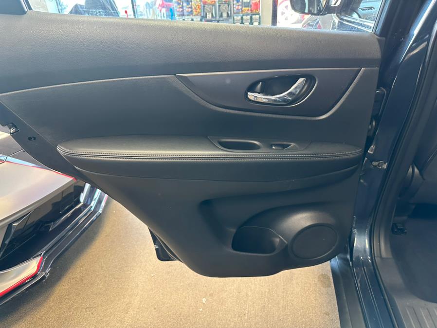 2016 Nissan Rogue AWD 4dr S, available for sale in Inwood, New York | 5 Towns Drive. Inwood, New York 2016 Nissan Rogue AWD 4dr S, available for sale in Inwood, New York | 5 Towns Drive. Inwood, New York