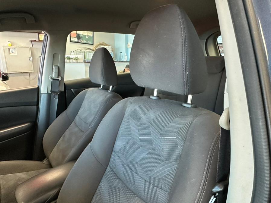 2016 Nissan Rogue AWD 4dr S, available for sale in Inwood, New York | 5 Towns Drive. Inwood, New York 2016 Nissan Rogue AWD 4dr S, available for sale in Inwood, New York | 5 Towns Drive. Inwood, New York