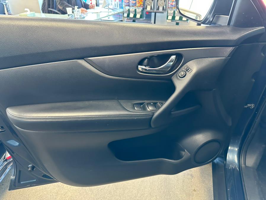 2016 Nissan Rogue AWD 4dr S, available for sale in Inwood, New York | 5 Towns Drive. Inwood, New York 2016 Nissan Rogue AWD 4dr S, available for sale in Inwood, New York | 5 Towns Drive. Inwood, New York
