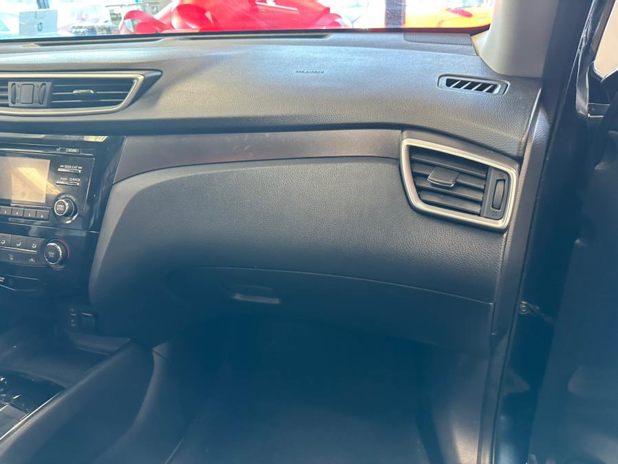 2016 Nissan Rogue AWD 4dr S, available for sale in Inwood, New York | 5 Towns Drive. Inwood, New York 2016 Nissan Rogue AWD 4dr S, available for sale in Inwood, New York | 5 Towns Drive. Inwood, New York