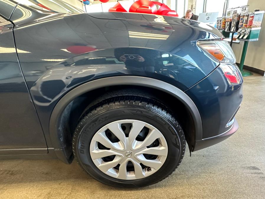 2016 Nissan Rogue AWD 4dr S, available for sale in Inwood, New York | 5 Towns Drive. Inwood, New York 2016 Nissan Rogue AWD 4dr S, available for sale in Inwood, New York | 5 Towns Drive. Inwood, New York